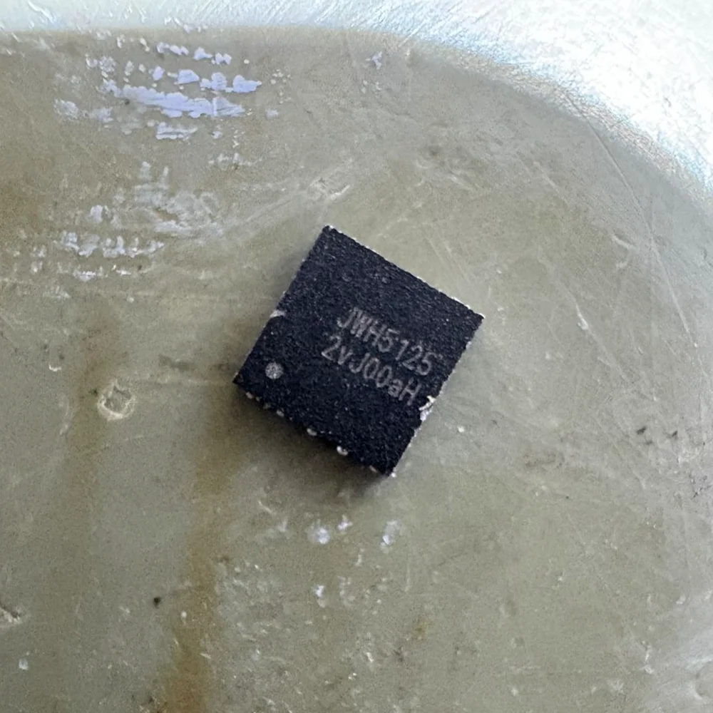 

(10 шт.) (Маркировка JWH5125) DFN4x4-10 Однокристальный регулятор напряжения IC