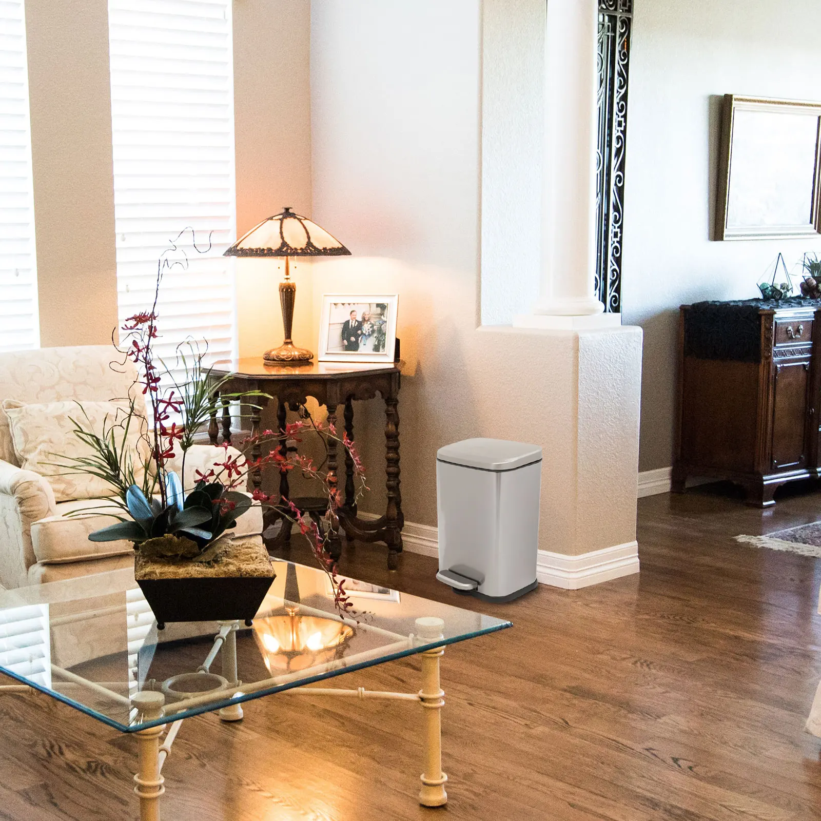 

Large Capacity Pedal Operated Stainless Steel Garbage Can Stylish Lidded Bin for Home Office Kitchen Bathroom Kitchen Bin