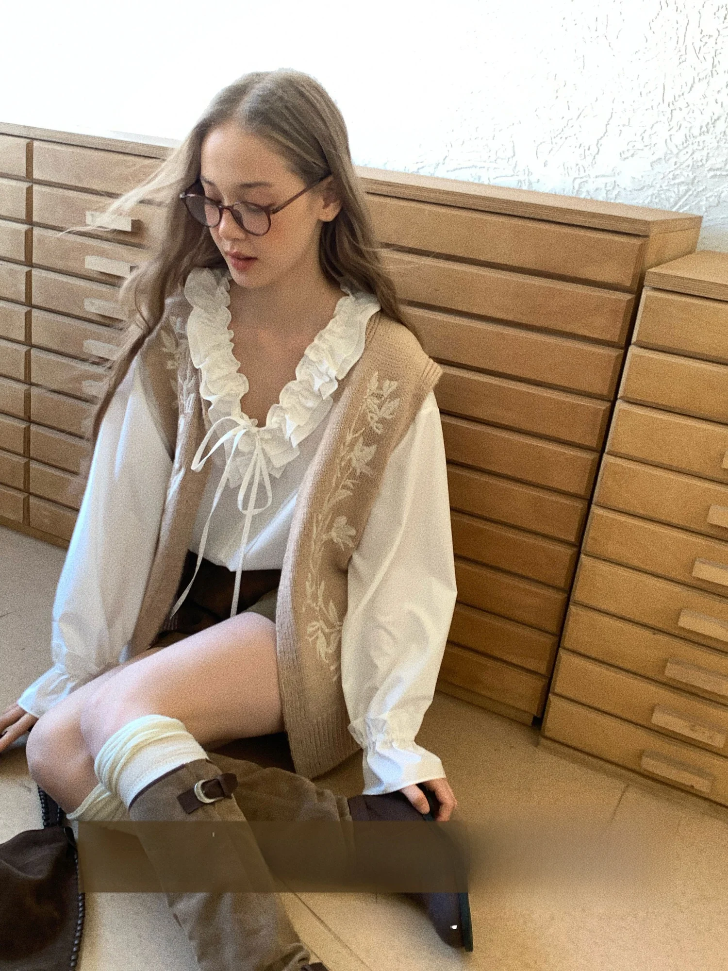 

French Sle Loose Fit Cotton irt with Bow Tie And Wood ain V Ne Plaid irt for Girls Spring Autumn Season