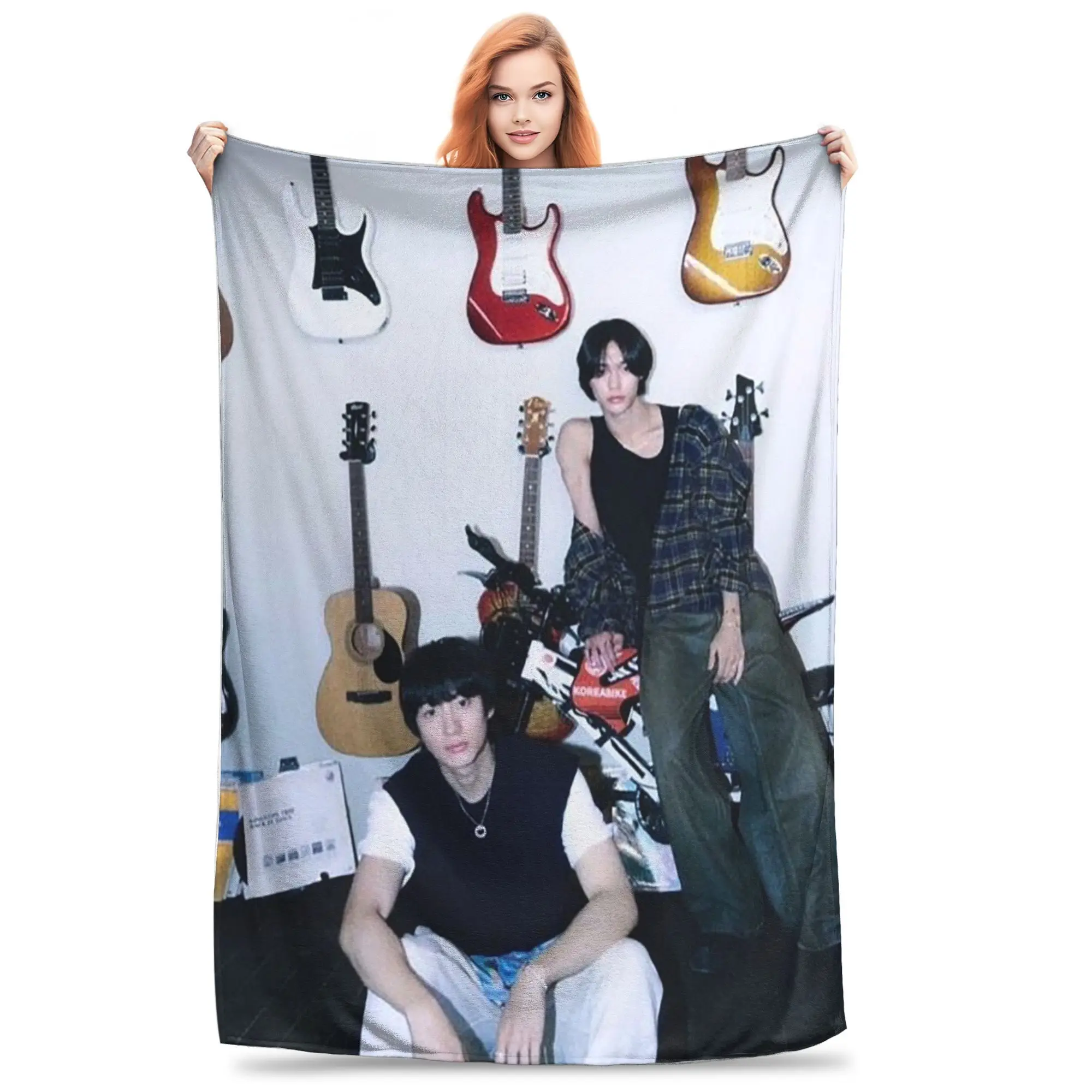 

Flannel Throw Blanket RIIZE Wonbin & Anton Warm Plush Blankets Soft Bedspread for Bed Living room Home Travel Couch