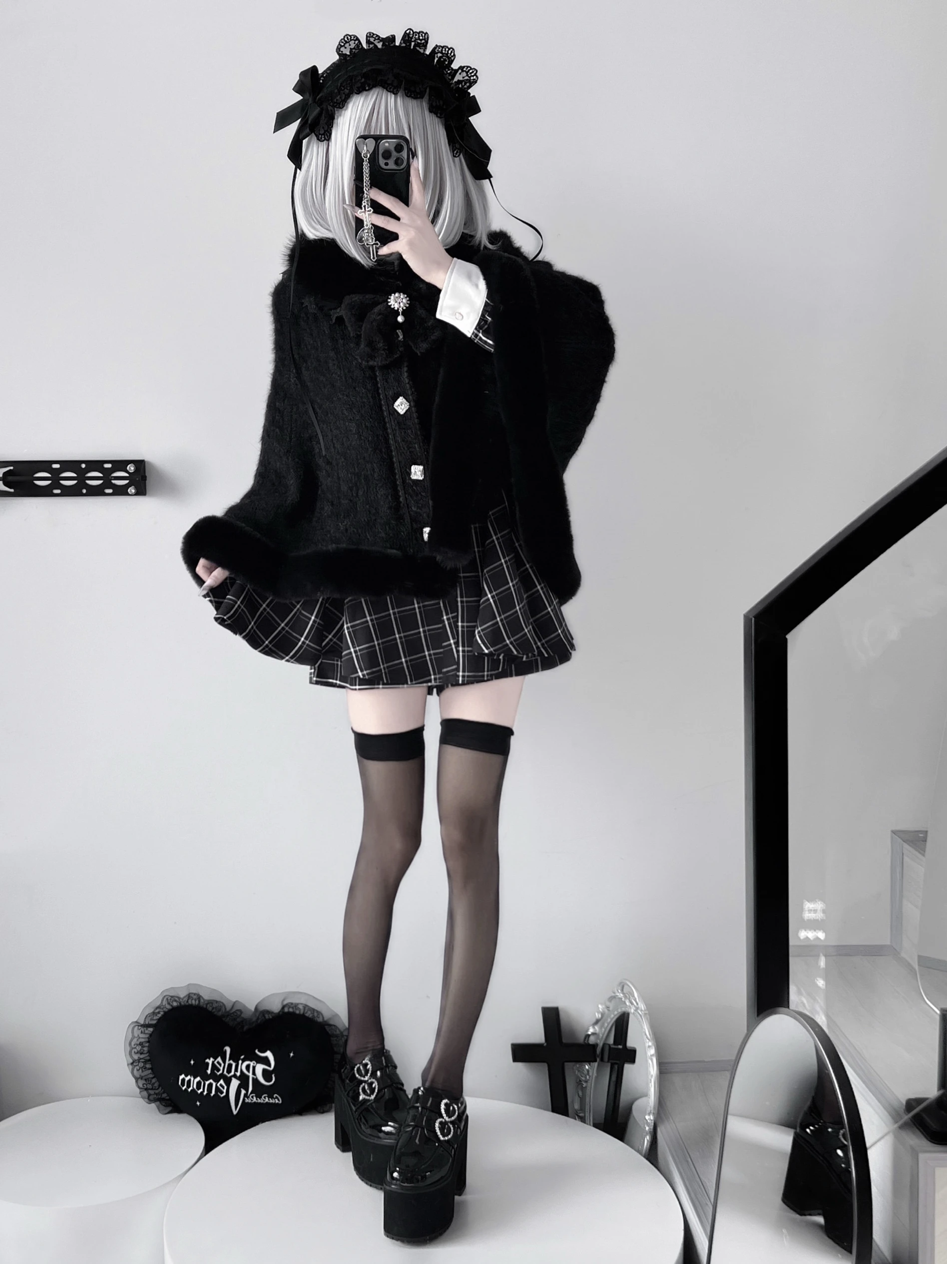Japonais doux soeur hiver chérie pull Cape femme Production de masse Mine cravate douce Lolita arc strass Cape pour les femmes