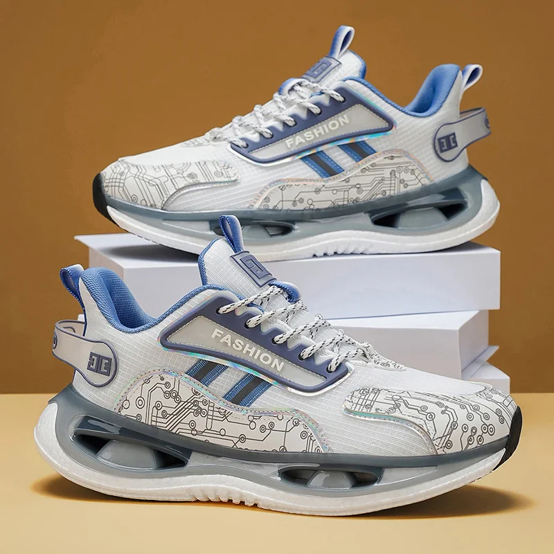 Men's light casual sneakers four seasons soft-sole breathable outdoor Racing running shoes fashion students Speed sports shoes
