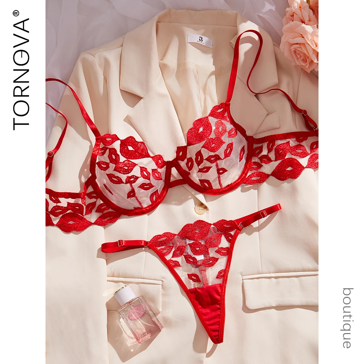 

Порнова, кружевное нижнее белье с вышивкой, сексуальное нижнее белье с красными губами, комплект трусиков из 2 предметов, прозрачный тонкий женский бюстгальтер с открытой спиной, интересный бюстгальтер без косточек