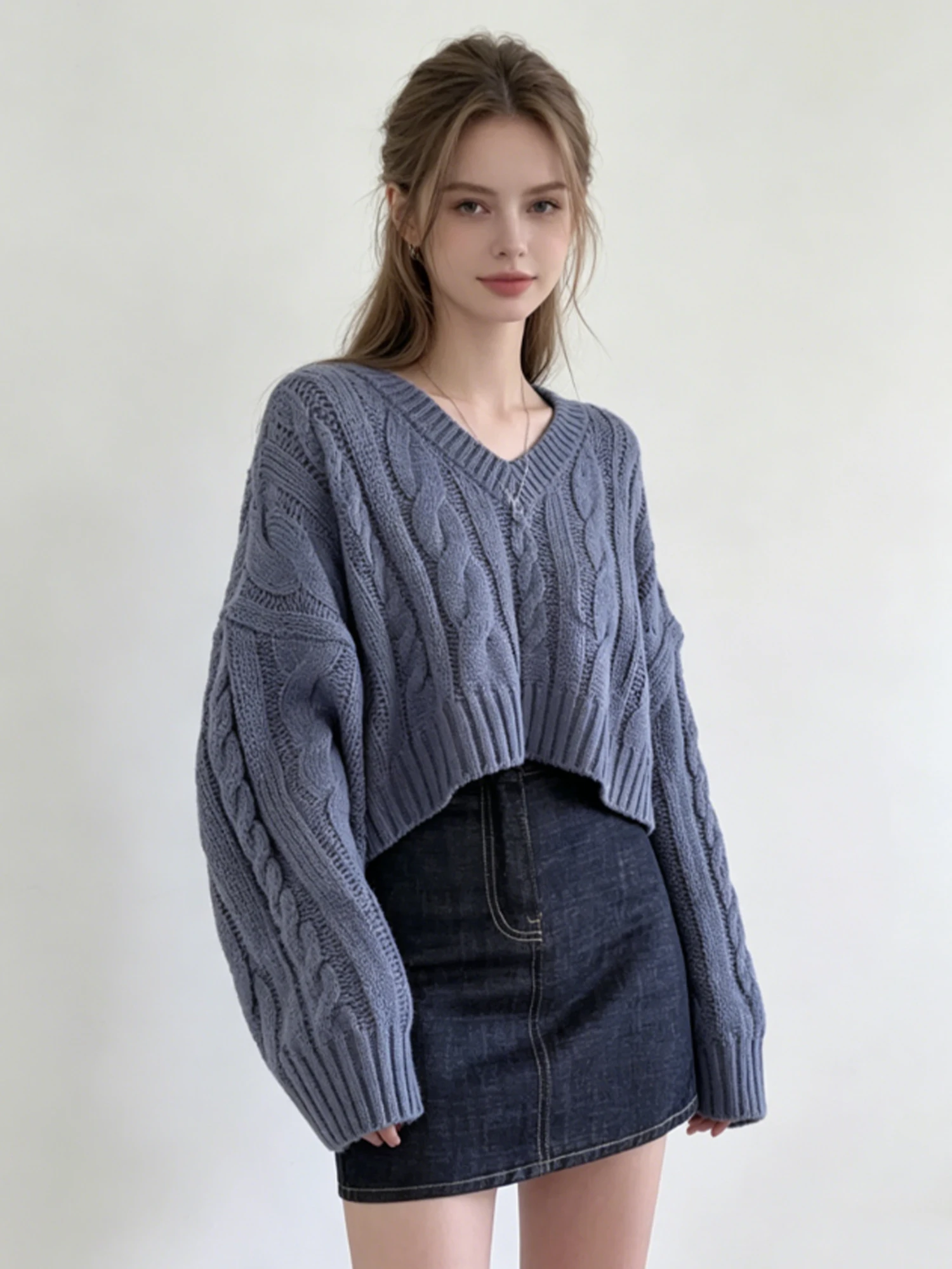 

Women's Grey Sweater Pullover Sweater Y2k Vintage Fashion Long Sleeve V-Neck Knit Top Hollow Knitwear Sweater for Women Autumn