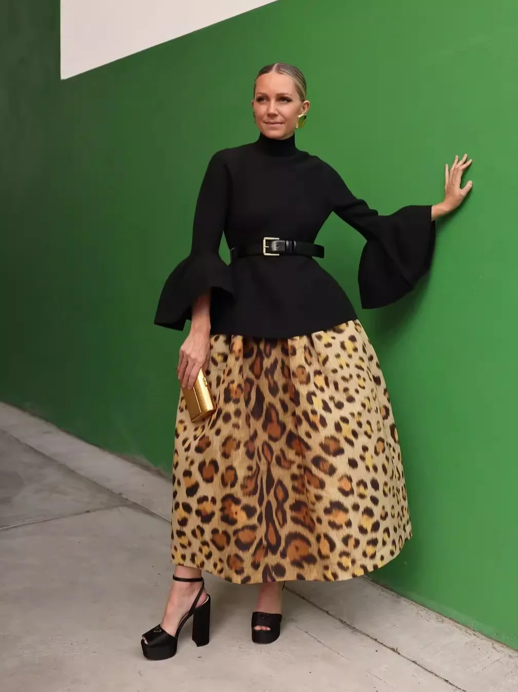 

NOHASHTAG 2025 Весенний женский топ с высоким воротником, приталенный, из зеленого волокна, с длинным рукавом, в деловом стиле, стандартной длины