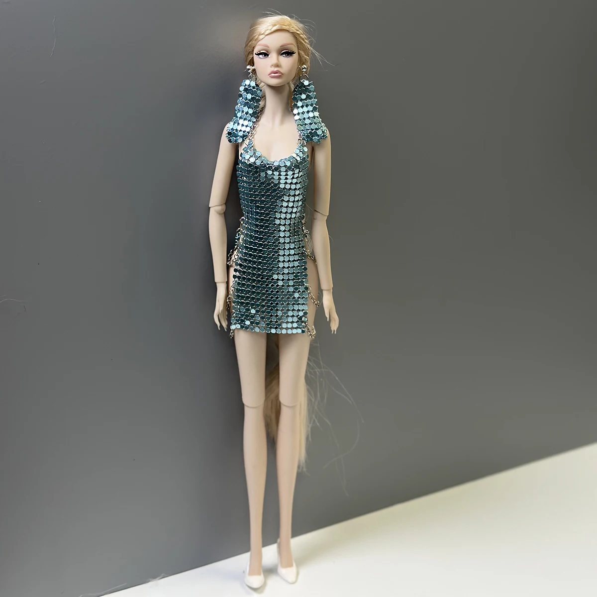 1/6 Doll Clothes Parts Fashion Luxury, Metal Sequin BlingBling Sexy Dress + Sparkling Earrings Set For 30cm Babi Supermodel Doll