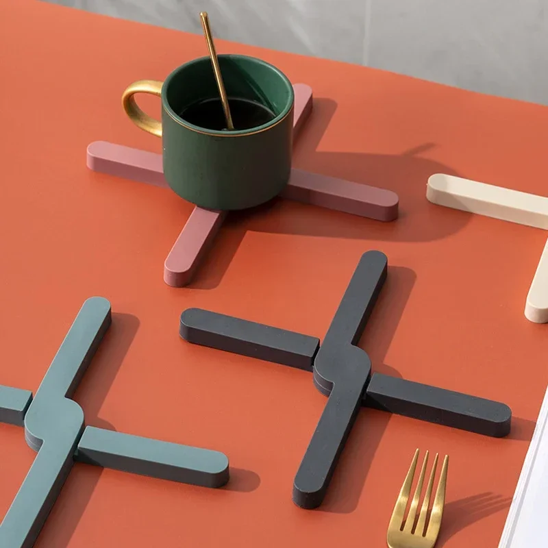 

Silicone Heat Resistant Pad Foldable Non-Slip Pot Pan Mat Table Placemat Dish Plate Cross Holder Coaster Kitchen Table Trivet
