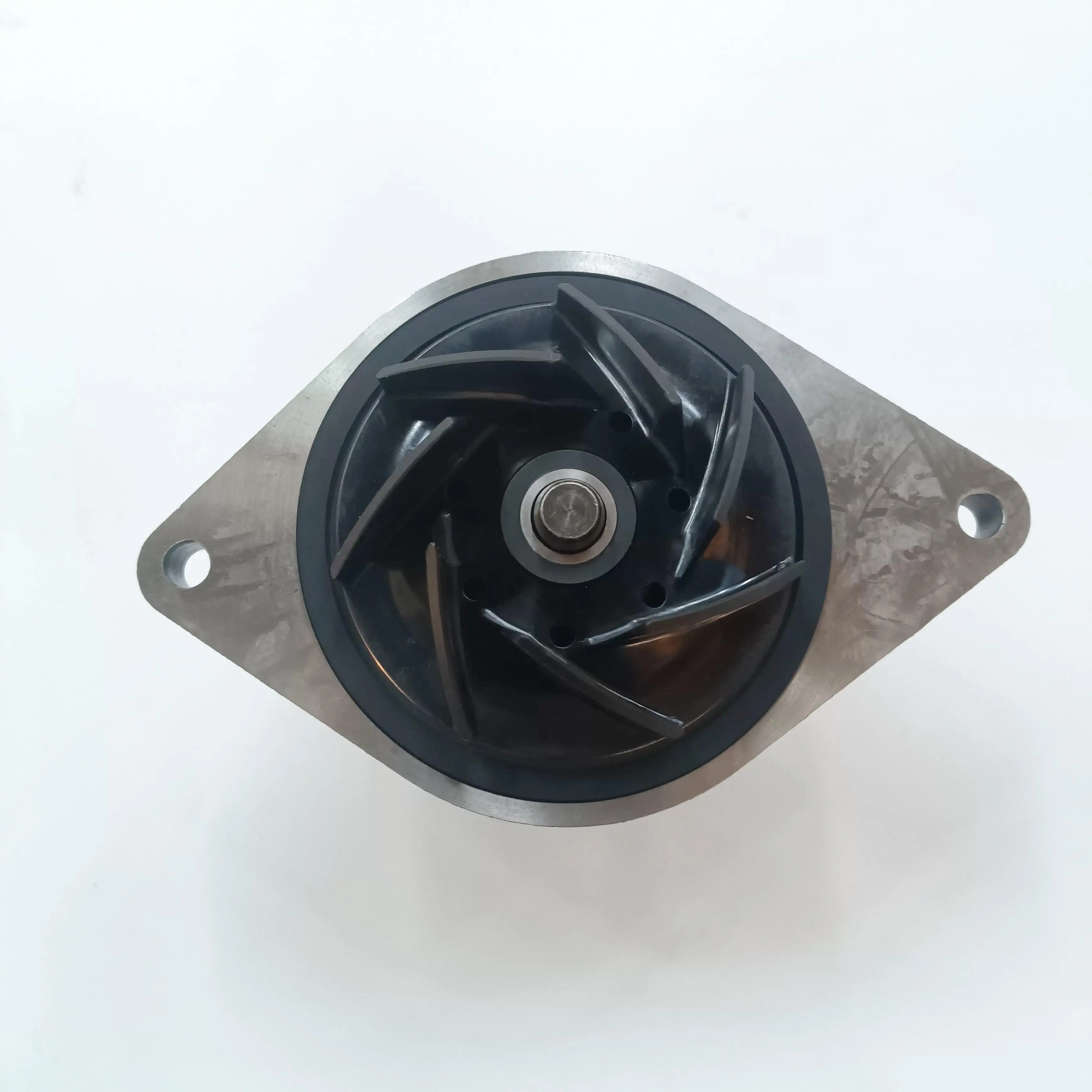 Water Pump 5260263 CUMMINS QSB6.7 Engineering Machinery Engine Parts