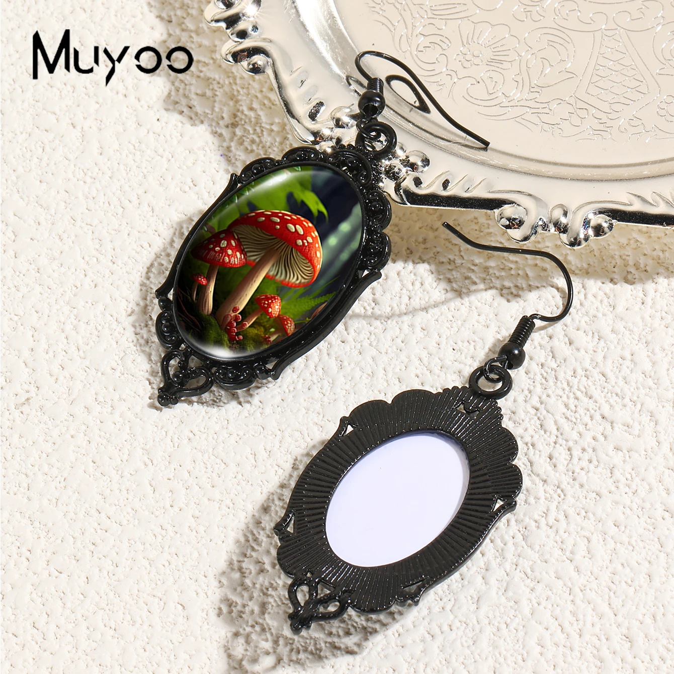 2024 New Arrival Fashion Red Mysterious Mushroom Glass Cabochon Fish Hook Earrings Handmade Black Pumpkin Dangles