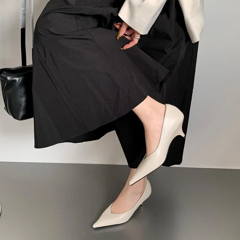 2026 Spring New Brand Women Pumps Shoes Fashion Pointed Toe Shallow Slip On Single Shoes Thin Low Heel Boat Shoes New Woman