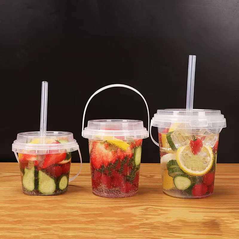 

Thickened King Size 1L Fruit Tea Bubble Tea Bottle, 700ml Servings with Unique Lid Hole, Durable Plastic Barrel Beverage Cup