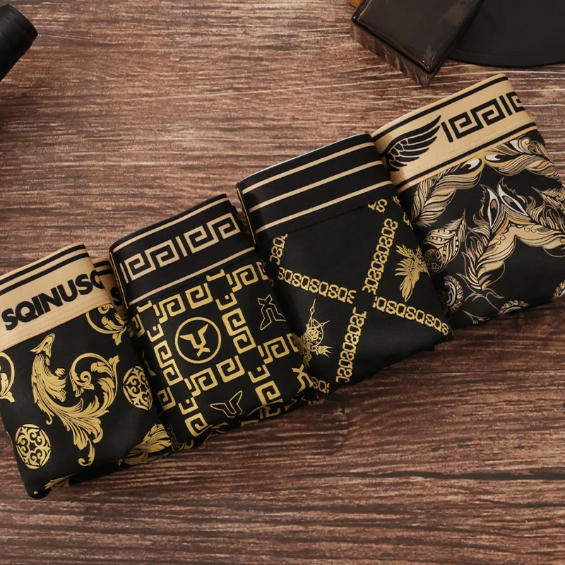 سراويل الملاكم الباروكي للرجال - مزيج فسكوزي/قطن/ألياف لدنة، زخارف باروكية ذهبية وشعار SQINUSON، تصميم فاخر عتيق!