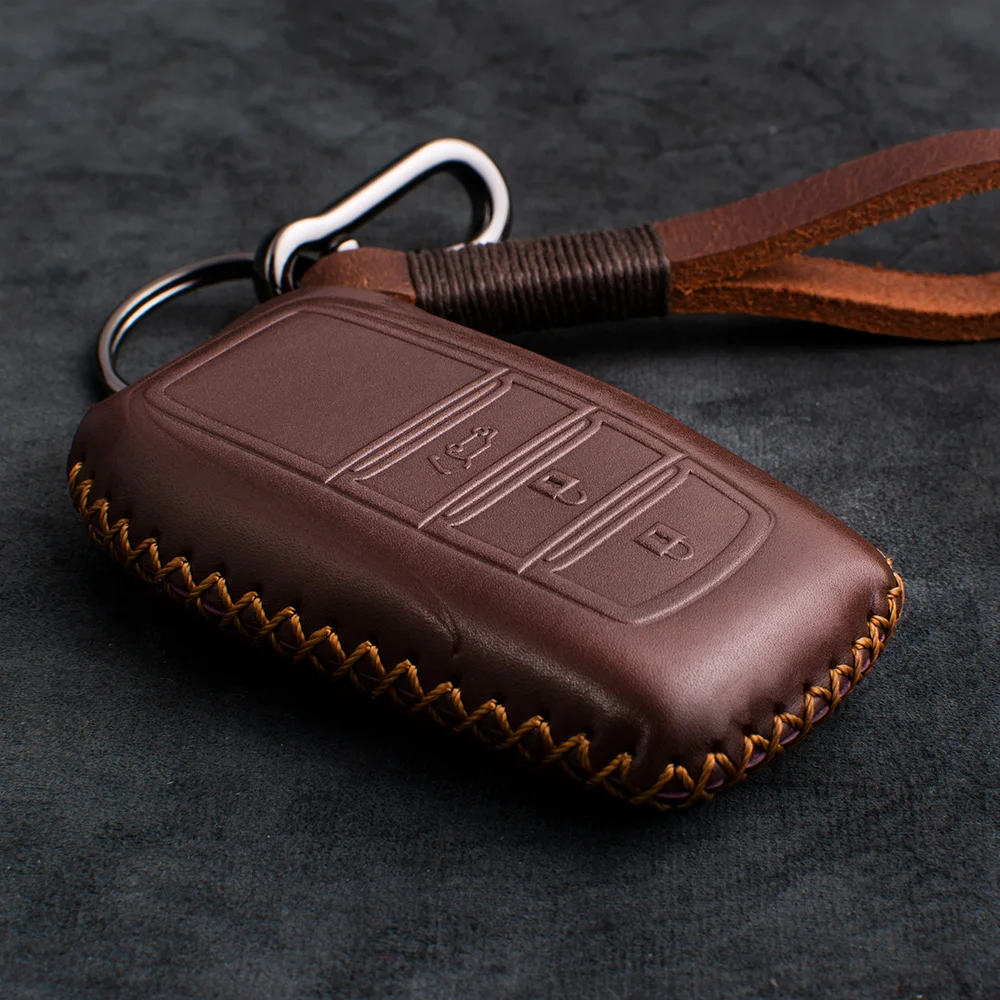 

1 PCS Genuine Leather Car Key Case Cover For Toyota Corolla Rav4 Camry 40 55 70 CHR Aygo Yaris 2021 Key Chain Holder Car Styling