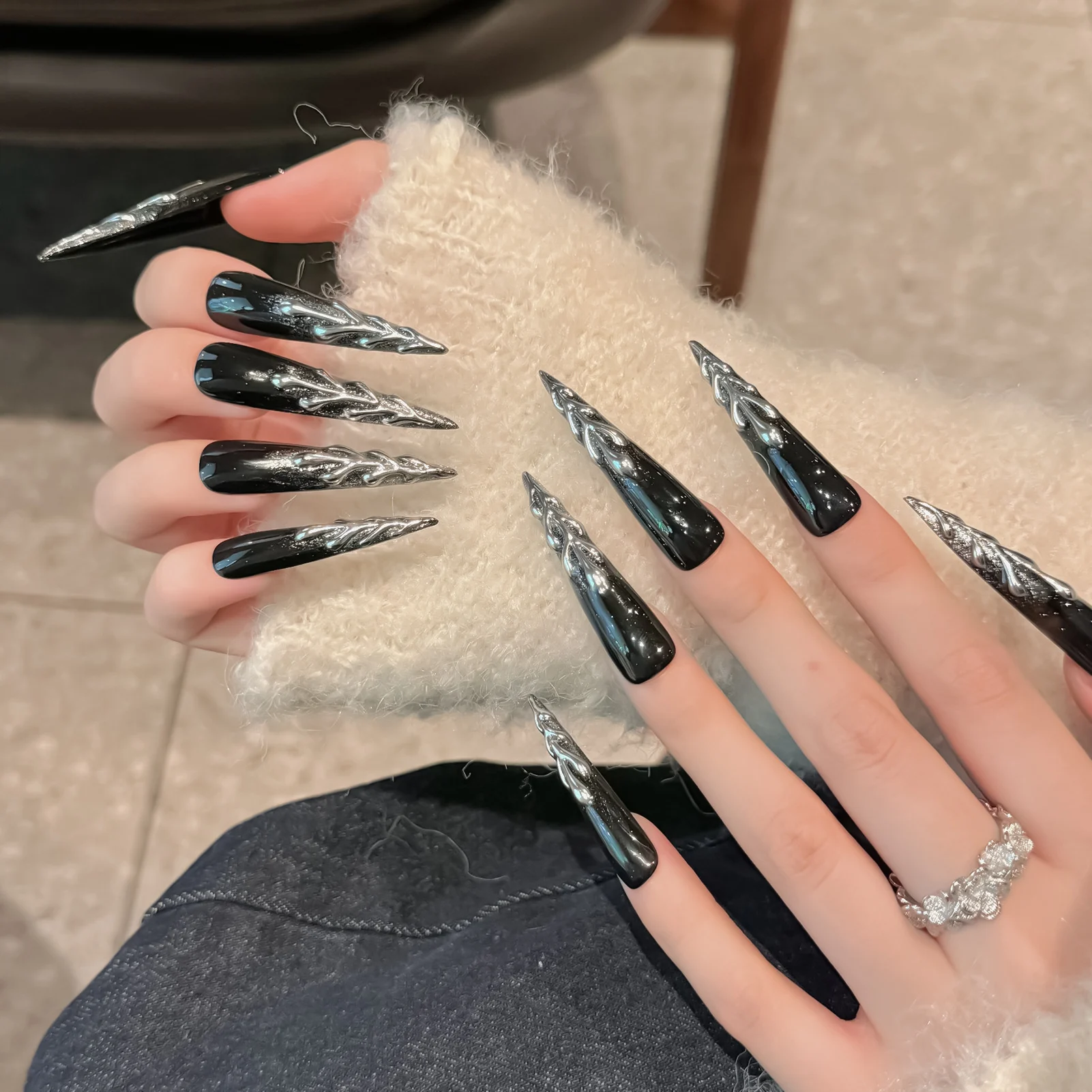 Black Fake Nails with Silver Tip Printed Charming Comfortable to Wear Manicure Nails for Hot Girl Dress Matching