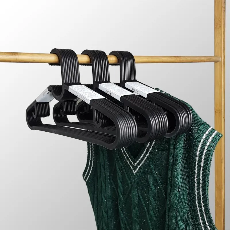 4pcs Simple Black White Dry Clothes Hanging Rack Adult Clothing Hanger Plastic Hanger Household Wardrobe Clothes Dress Organizer