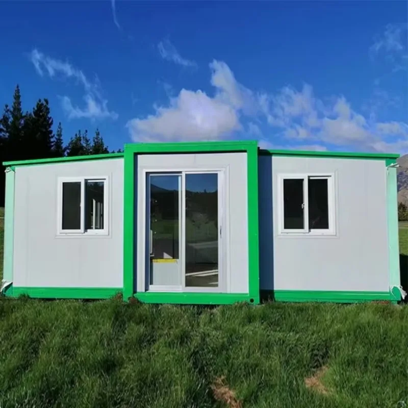 Ready Made Custom Sandwich Panel Container House and Luxury Mobile Home 20ft 40ft 3 Bedrooms Weather Resistant