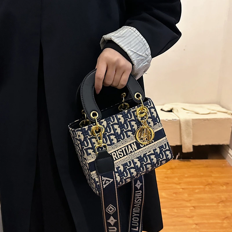 

Work Appropriate Handbag Women Multifunctional Shoulder Bag Professional Appearance For Office And Meetings