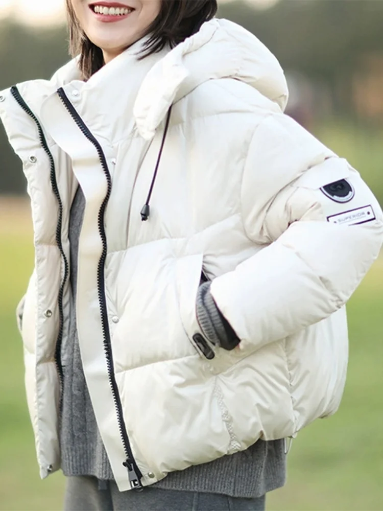 

Белая женская зимняя легкая стеганая куртка-пуховик в корейском стиле, свободного кроя, из хлопка, модная, удобная для повседневной носки