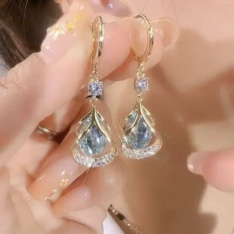New Fashion Trend Elegant High-end Luxury Super Flash Crystal Tassel Earrings Inlaid Zircon Delicate Ladies Earrings for Women