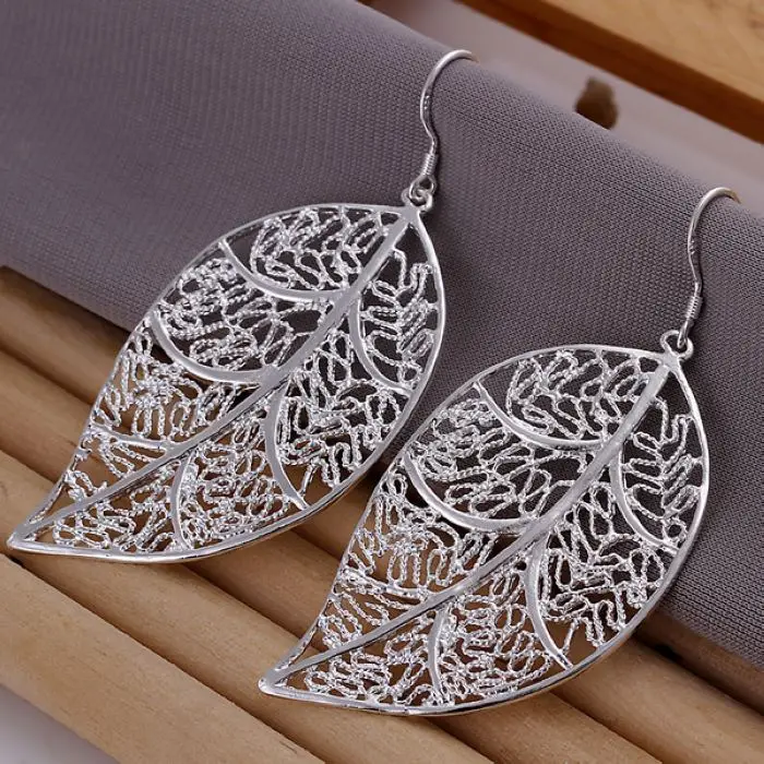 

High Quality Nice Charms For Women Men Wedding Party Fashion 925 Sterling Silver Exquisite Leaf Earring Jewelry Free Shipping