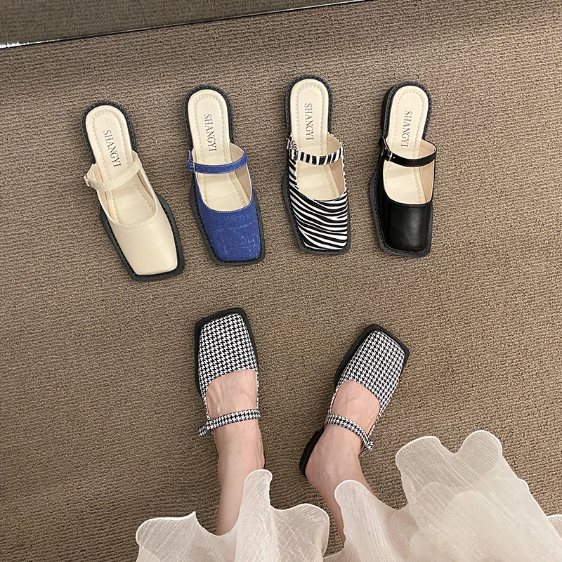 Low Flat Shoes Female Cover Toe Slippers Women Summer Slides Pantofle Platform Fashion Loafers 2024 Luxury Rubber PU Basic