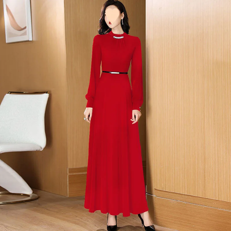 

Dress for women in spring 2024, long sleeved, waist cinching, slimming, knee high fashion, high-end long style, big swing dress