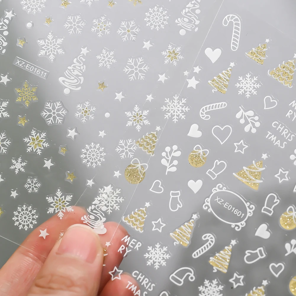 12 個ホワイトクリスマス 3D ネイルステッカーゴールド反射グリッター雪の結晶クリスマスツリー自己粘着デカール冬マニキュアスライダー
