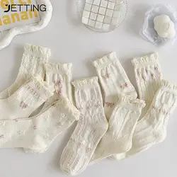 Chaussettes Blanches Simples en Coton pour Femme et Fille, Polyvalentes, Jolies, avec Nministériels d Papillon, Petites Fleurs, Tube Moyen, Kawaii, Harajuku, sbLolita