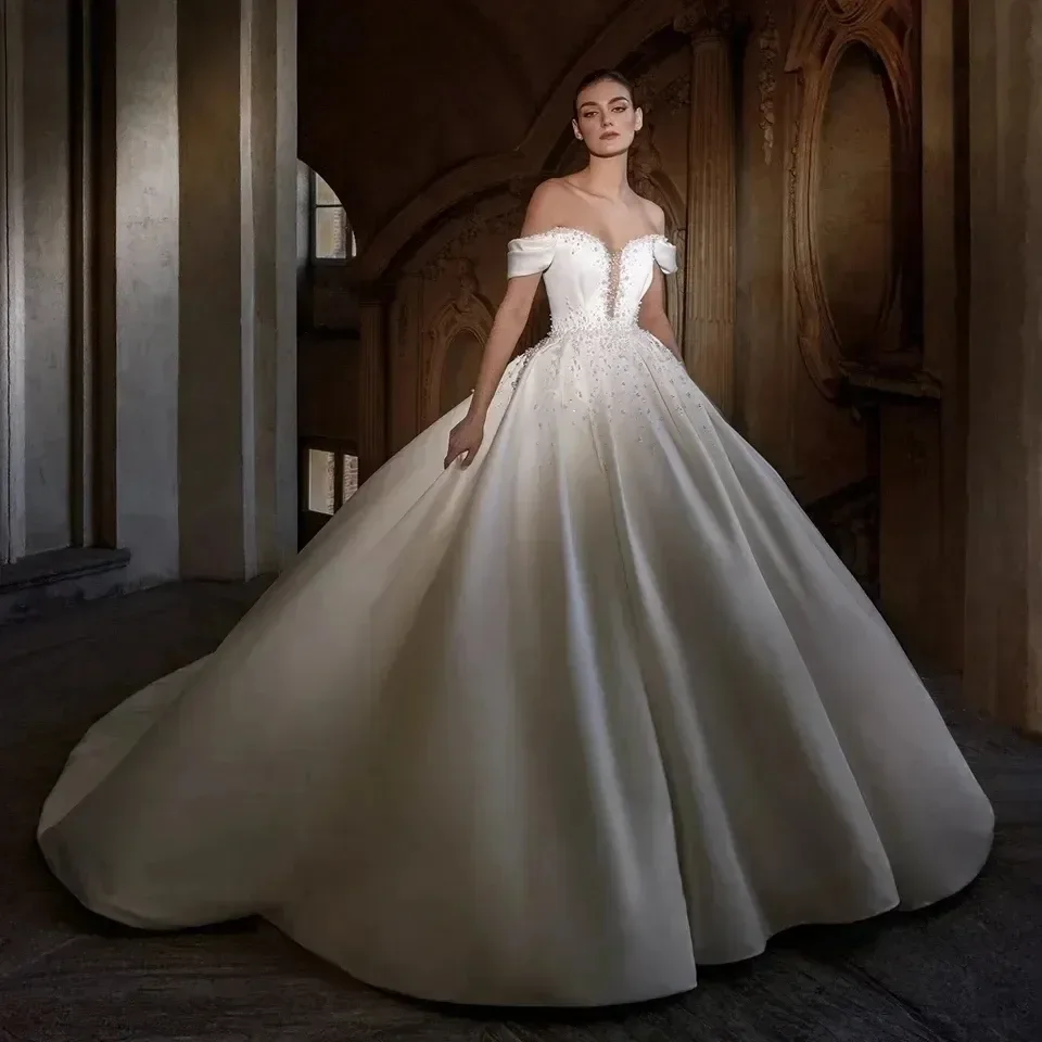 

Customized Elegant Romantic A-Line Satin Belted Princess Wedding Dress Sexy Sweetheart Backless Decal Fringe Beach Bridal Dress