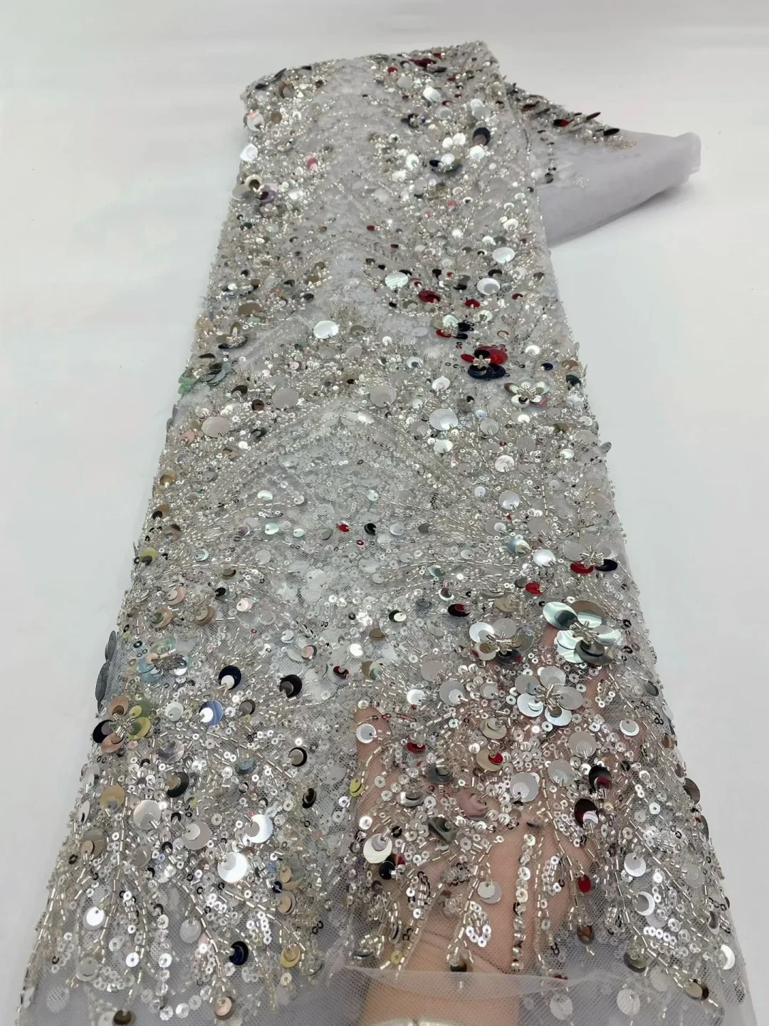 Luxury Hand Beaded Lace Fabric Bridal Fabric High-end Wedding Fabrics French Nigerian Sequins Beads Embroidered on Tulle 5 Yards