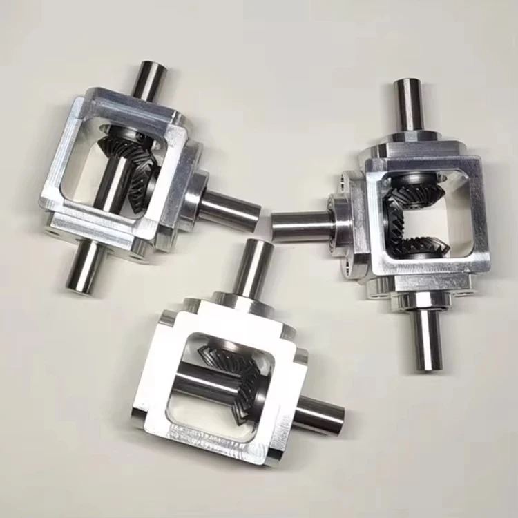 1:1 Right Angle Bevel Gearbox 10mm Shaft T-Type Cross Commutator 90 Degree Steering Gear Box for DIY Robotics CNC