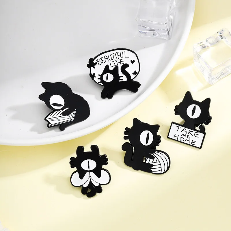 Cute Cartoon One Eyed Black Cat Enamel Brooch Creative Fun Read Play Woollen Ball Lapel Pin Badge Backpack Clothing Accessories