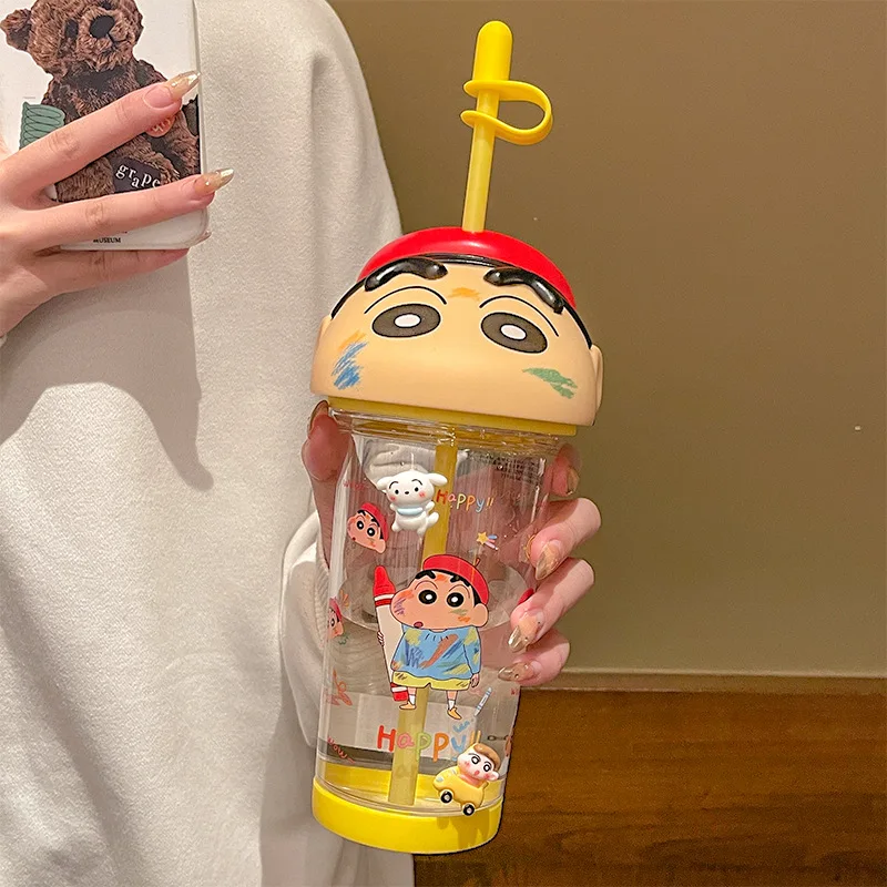 

Crayon Shin-chan peripheral ornaments,children's water cups, girls' high-looking student desktop straw cups, tritan plastic cups