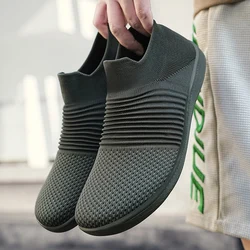 New Men's Wide Barefoot Mesh Sneaker Fashion Slip On Flats Soft Zero Drop Sole Wider Toe Light Weight Fashion Sneakes Large Size
