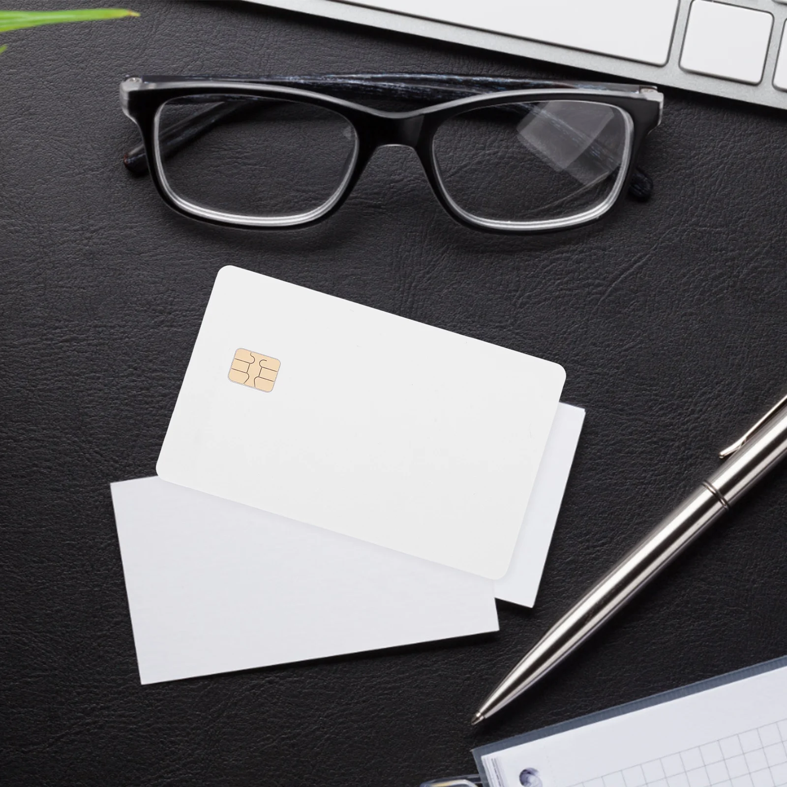 8 قطعة بطاقات PVC فارغة بيضاء قابلة للطباعة شارة الهوية للتحكم في تحديد السائق بطاقة مفتاح العضوية