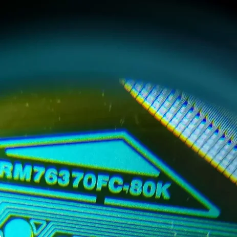 

RM76370FC-80K новая оригинальная катушка COF/TAB ЖК-драйвер IC 1 шт.