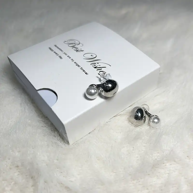 

Sterling Silver Plated Simple Stud Earrings with Imitation Pearl Accents, Classic Round Ball Design, Fashionable Versatile Vint