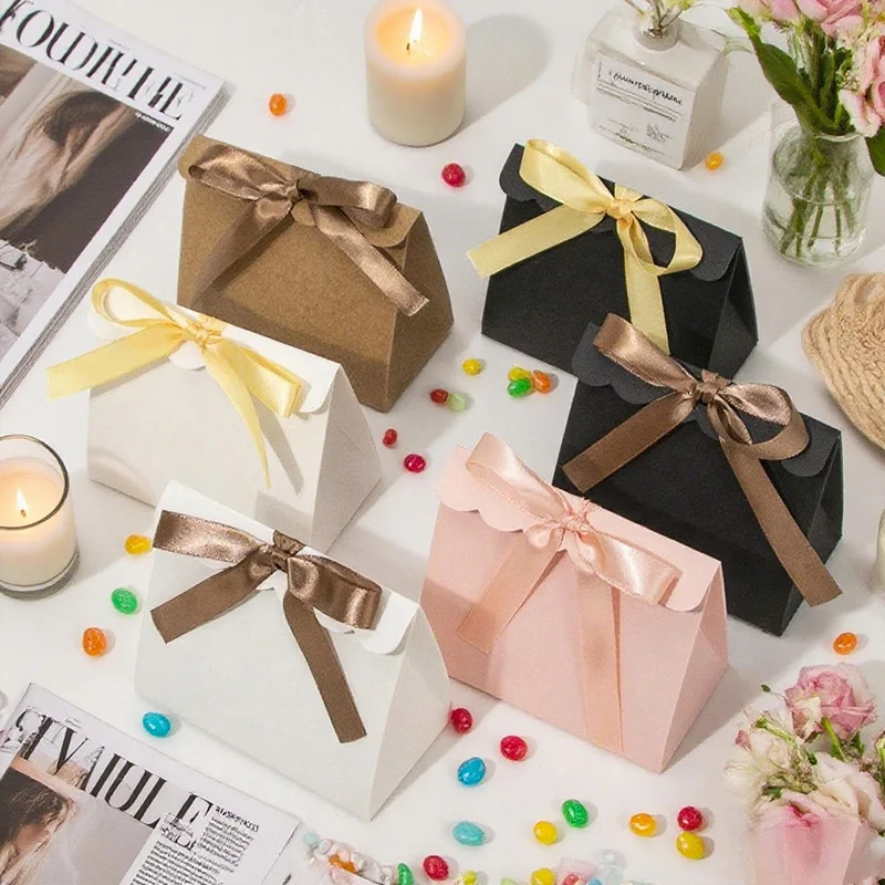 50pcs Exquisite Bow Decor Compact Lightweight Paper Candy Pouch Decorative Gift Box for Birthday Wedding Christmas Party