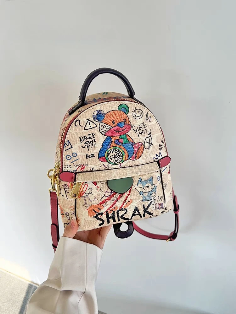 Sac d'école mignon et charmant avec impression d'ours coloré, sacs de créateurs de luxe et nouveau sac à dos de mode pour les vacances et l'escalade