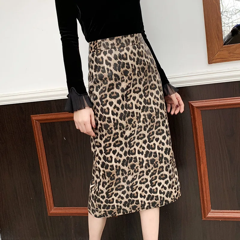 

Women's Genuine Leather Skirt Knee-Length Sheepskin Print Hip Skirt Leopard Print Back Slit New Fashionable Outerwear