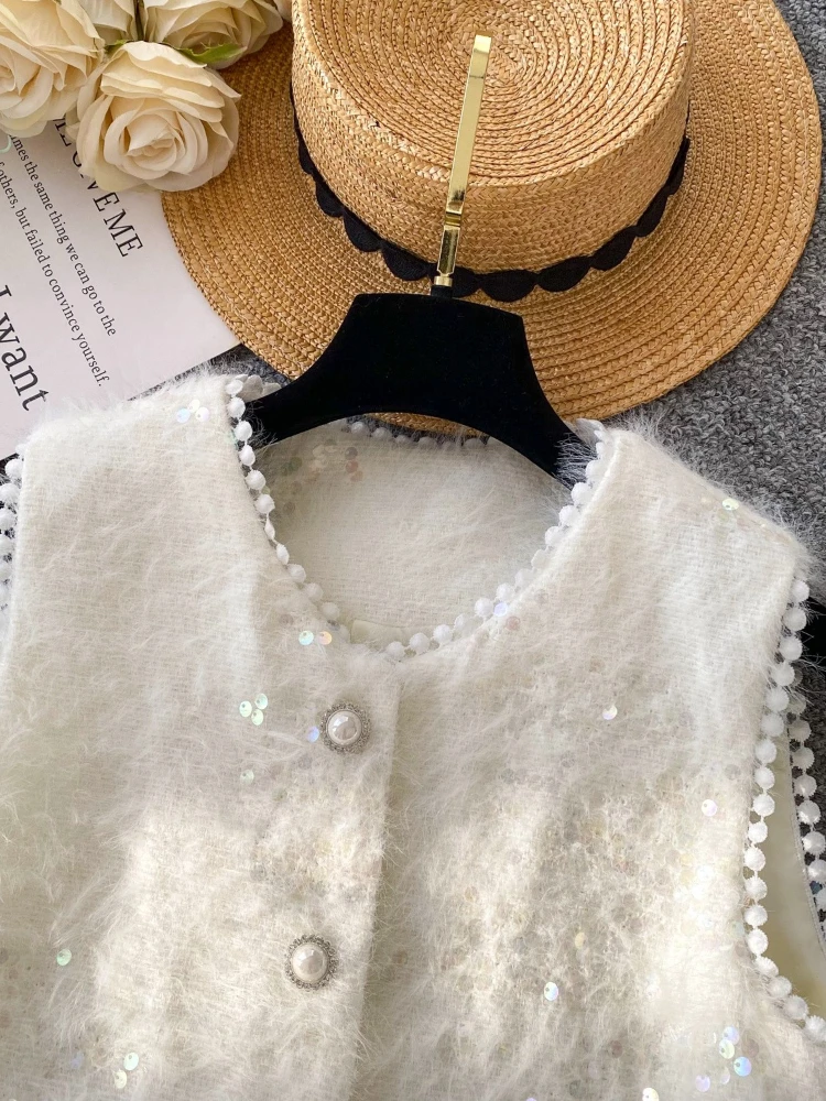 Elegant Sequin Pearl Faux Fur Vest Women Autumn Winter Sleeveless Knit Waistcoat Chic Shiny Layered Outfit Gentle Fairy Style