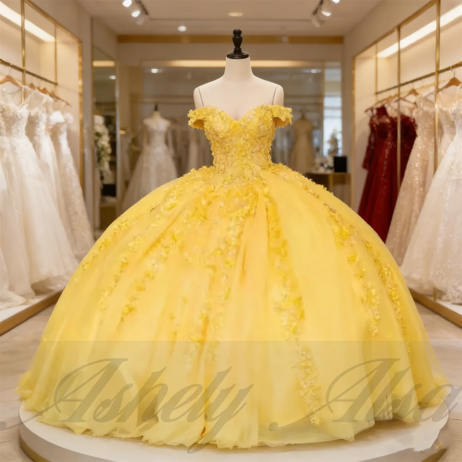 

Charming Yellow Prom Dresses Ballgown Cap Sleeve Lace Applique Long Vestido De xv Quinceanera Birthday Party 15 16 14 Customized