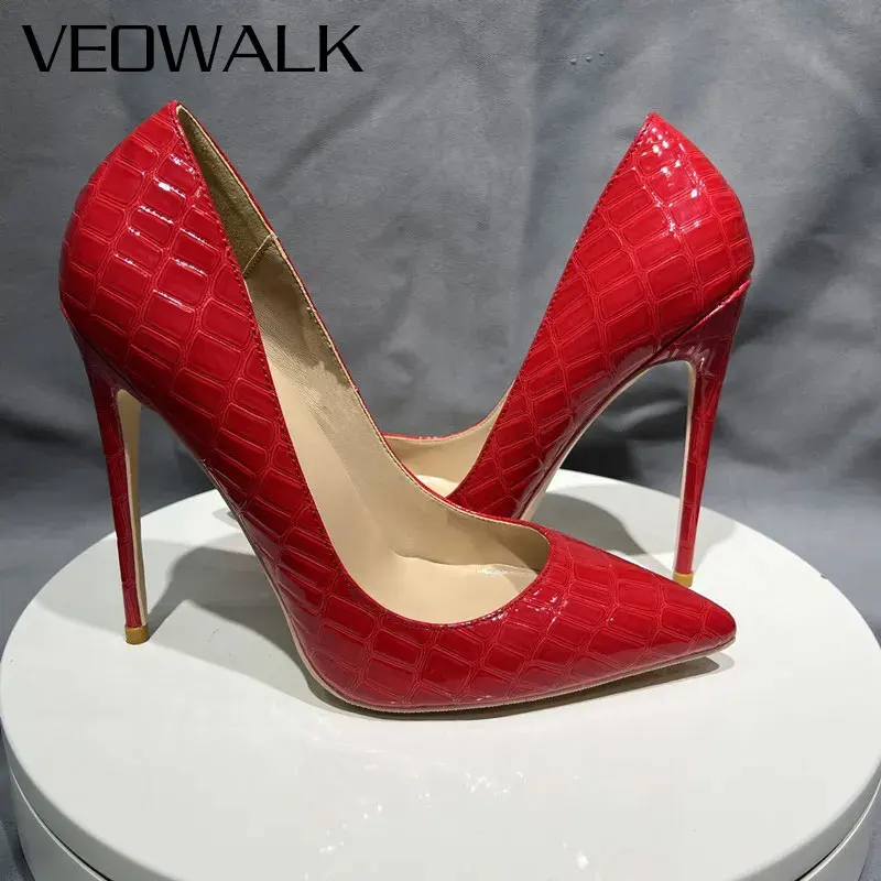 

Veowalk, шикарные красные женские туфли-лодочки на высоком каблуке 8/10/12 см, пикантные элегантные туфли-лодочки на шпильке с эффектом крокодила, вечерние свадебные туфли без шнуровки с острым носком