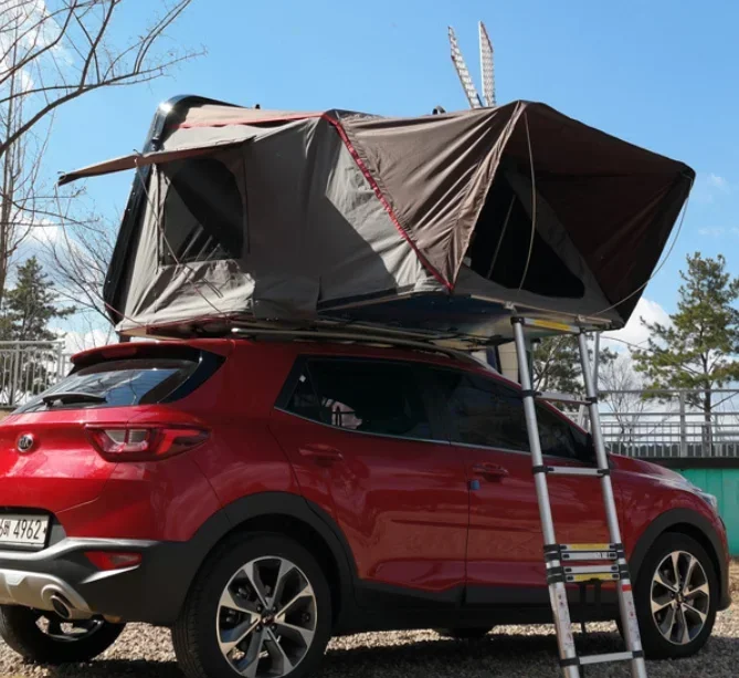 Popular Camping Canvas Folding hard shell roof top tent Easy Set up Outdoor Camping Auto Car Rooftop Tent with camper ladder