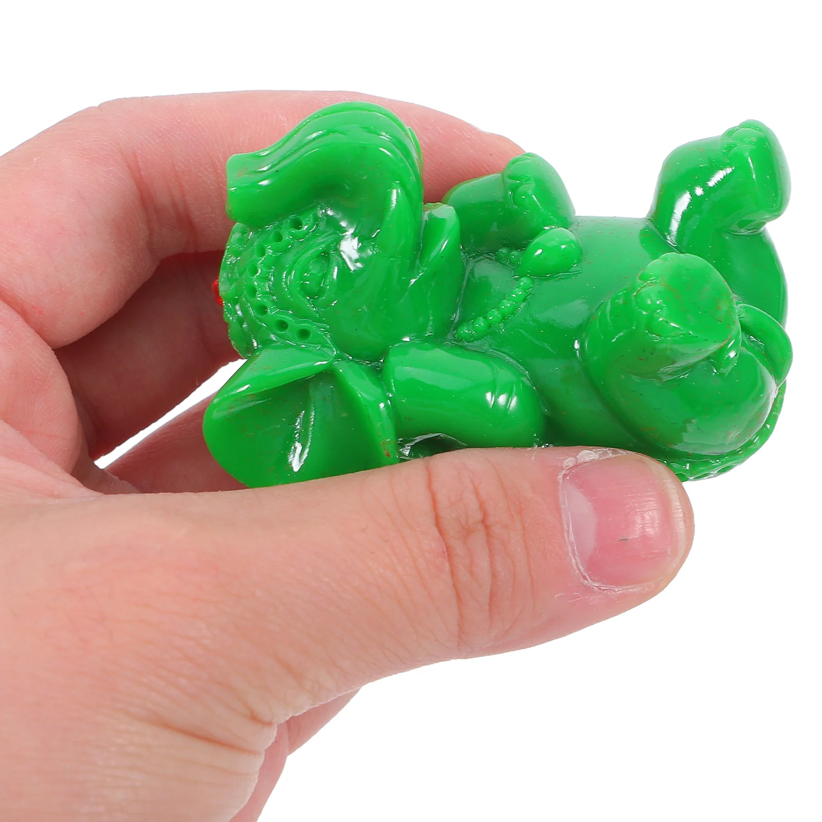 

6Pcs Resin Small Elephant Figurines Mini Statues Intricate Details Home Decorative Lucky Elephant Ornaments for Desk Coffee