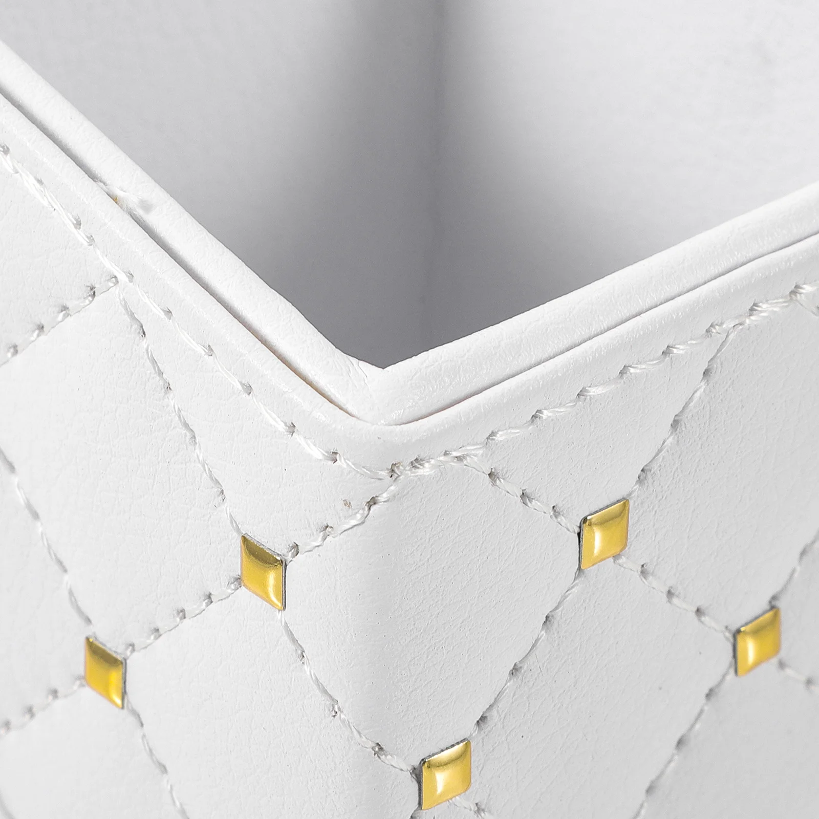 

PU Pencil Holder White Manicure Tool Storage Bucket Multifunction Desktop Organizer Pen Holder for Desk PU Pencil Organizer