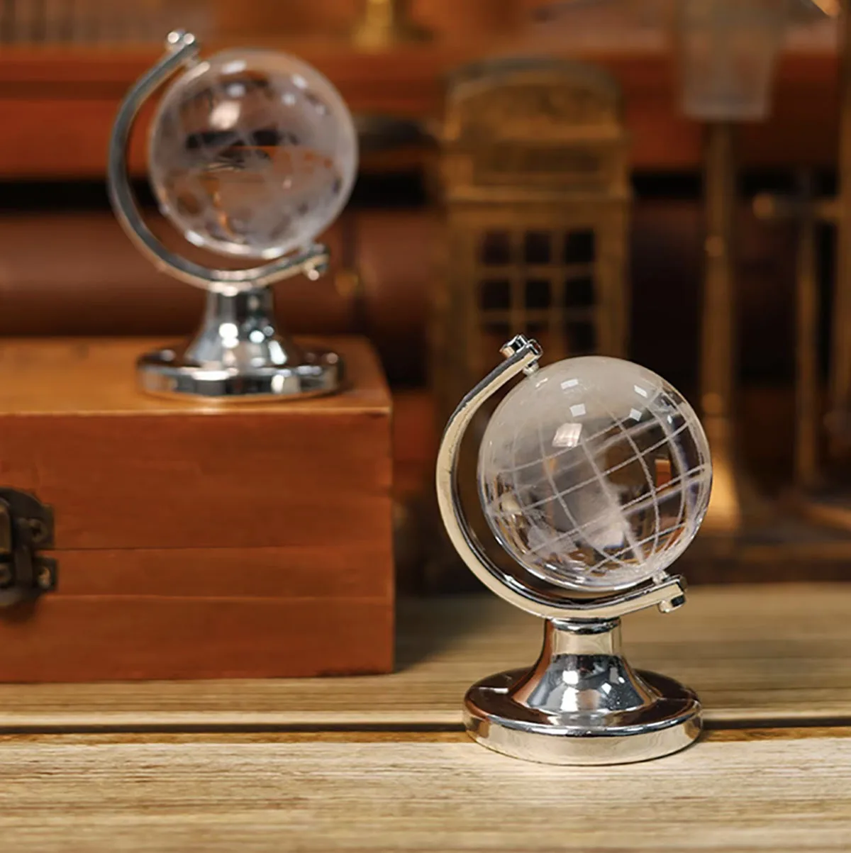 Mini globo di cristallo portatile, mappa del mondo incisa, sfera in vetro borosilicato, decorazione da tavolo, arti e mestieri.