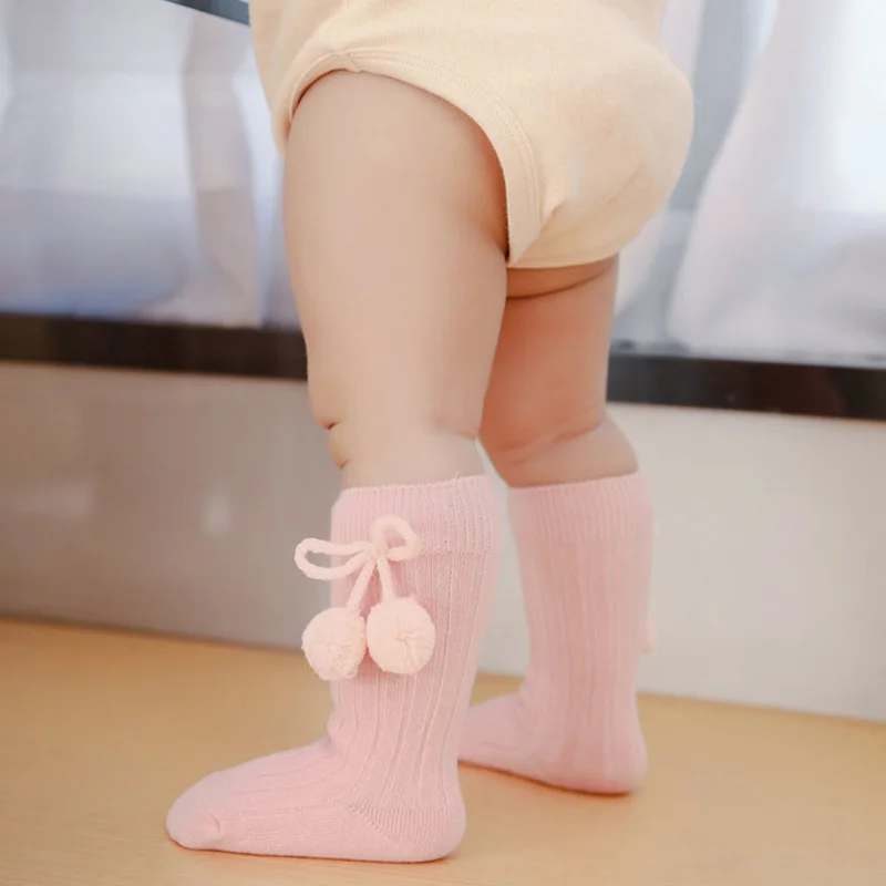 Autumn Winter Toddlers Girls Cotton Pompom Socks Knee High Soft Infant Baby Long Socks With Balls Children\'s Socks For Christmas