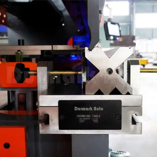 دورمارك العلامة التجارية 50T/2500 CNC الصحافة الفرامل ذات نوعية جيدة