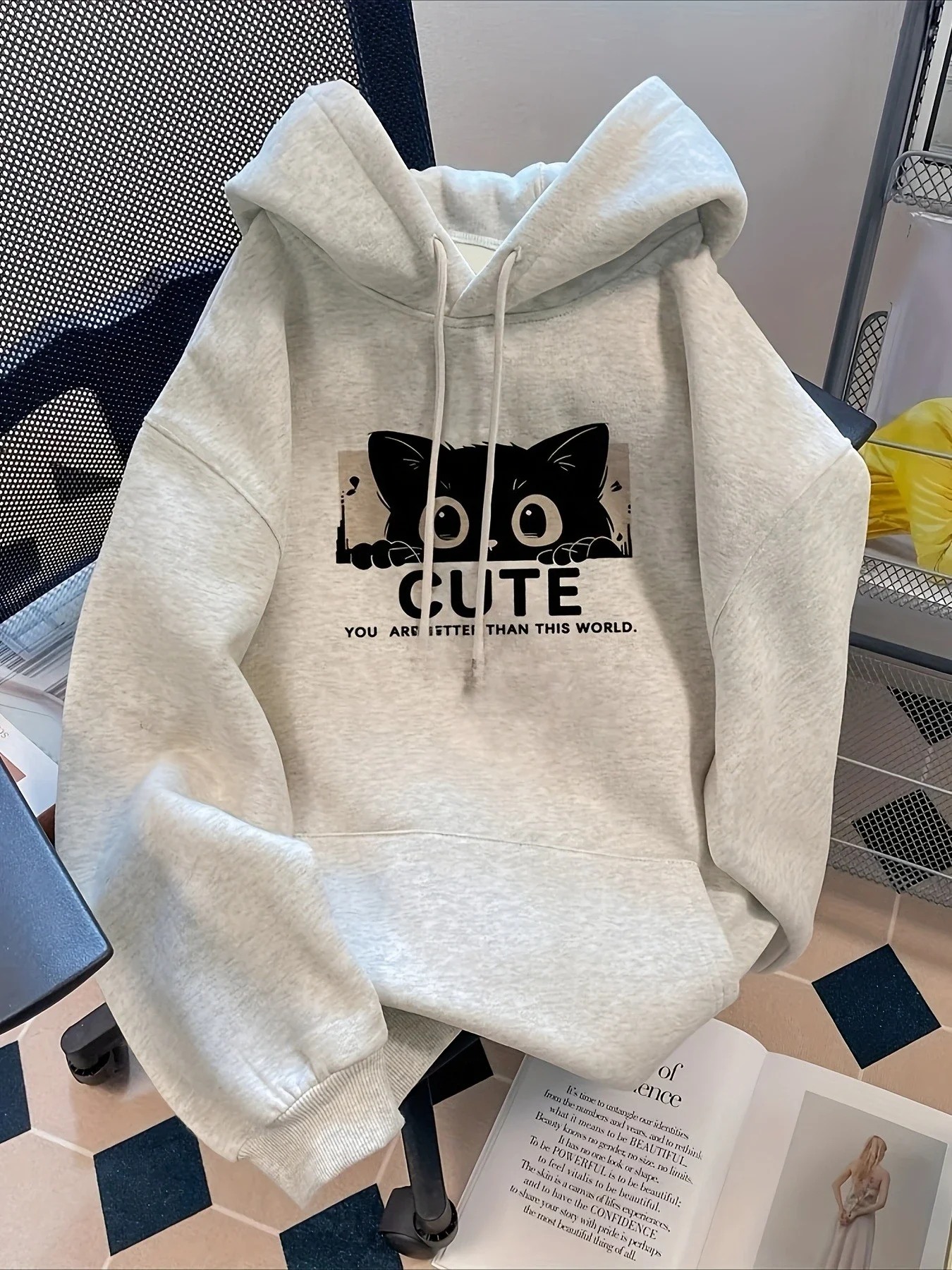 Felpa con cappuccio da donna streetwear casual autunno e inverno con stampa simpatico gatto nero